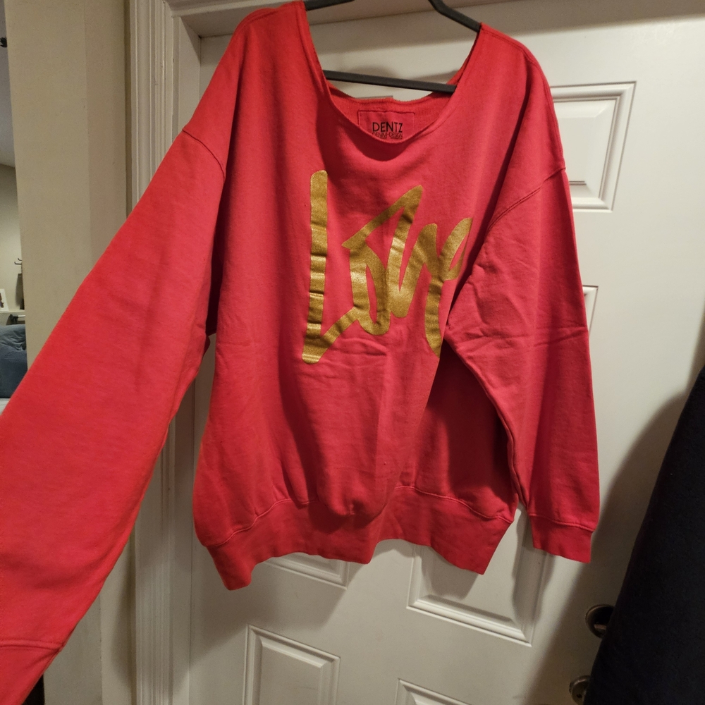 Red Women's Crew Neck Sweater with Gold Love Design 3X